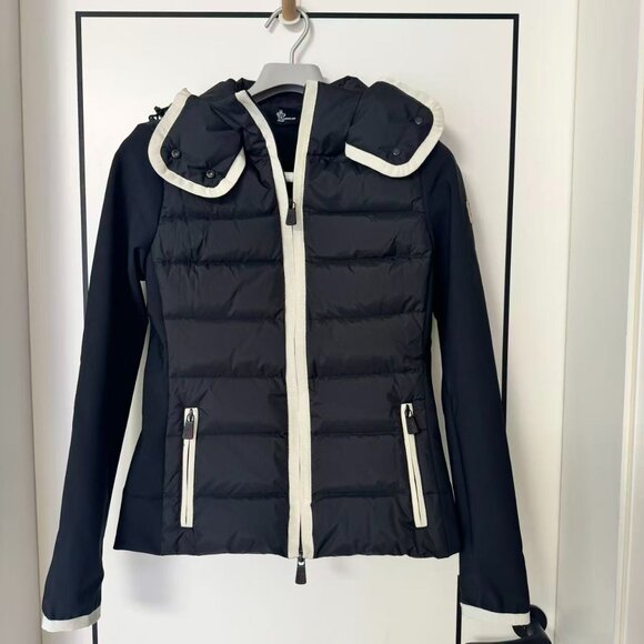 MONCLER GRENOBLE Hooded paneled twill and quilted stretch-shell down jacket - Picture 5 of 15